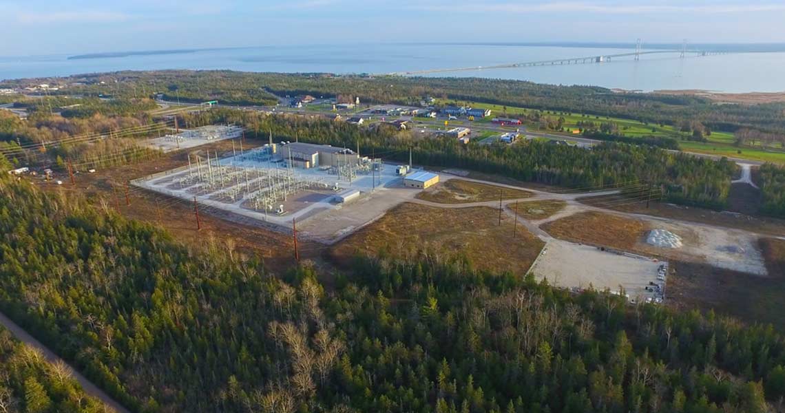 Black_Veatch's tweet photo. 📍 Location: Upper Peninsula, Michigan
💼Client: The American Transmission Co.
💪 Scope: design, #engineer and construct an HDVC converter station
⏩ Result: Provide 300,000+ customers with a reliable source of energy
📈 More info: https://t.co/ZbcPjQJZEx
#InvisibleInvaluable https://t.co/q924JWRQfk