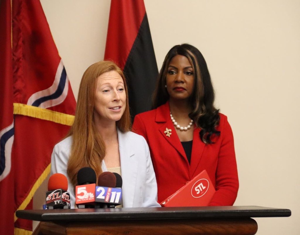 Cleaning up contaminated properties helps protect families while creating better opportunities for our neighborhoods 🏘

I joined <a href="/EPAregion7/">U.S. EPA Heartland Region</a> and <a href="/stl_cda/">STL_CDA</a> to accept a Brownfield Assessment Grant on behalf of <a href="/STLCityGov/">City of St. Louis</a>. Thank you <a href="/POTUS/">President Donald J. Trump</a> for this important funding for our city!