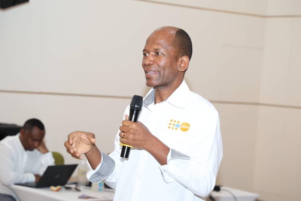 abilio_alfeu's tweet photo. Creating a culture of integrity, accountability and operational compliance not only improves effectiveness, it also generates a respectful, enjoyable and life-giving setting at #work ⁦@UNFPASouthSudan⁩ FY2023 IP #Work-plans  FY23 Mid Year Review https://t.co/Uhm9SZWzpi