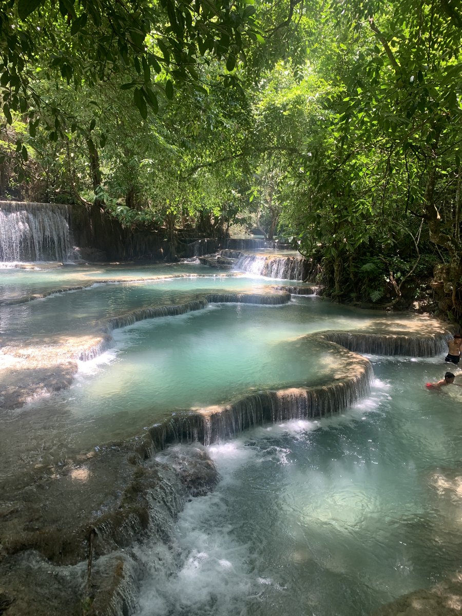damibalogun1's tweet photo. 4 months, 5 countries 🇮🇩 🇻🇳 🇰🇭 🇱🇦 🇹🇭 ate so many different foods, laughed a lot and made so many amazing memories to last a lifetime 🌅✈️ #Travel #TravelAsia https://t.co/8KSCabM1Jr