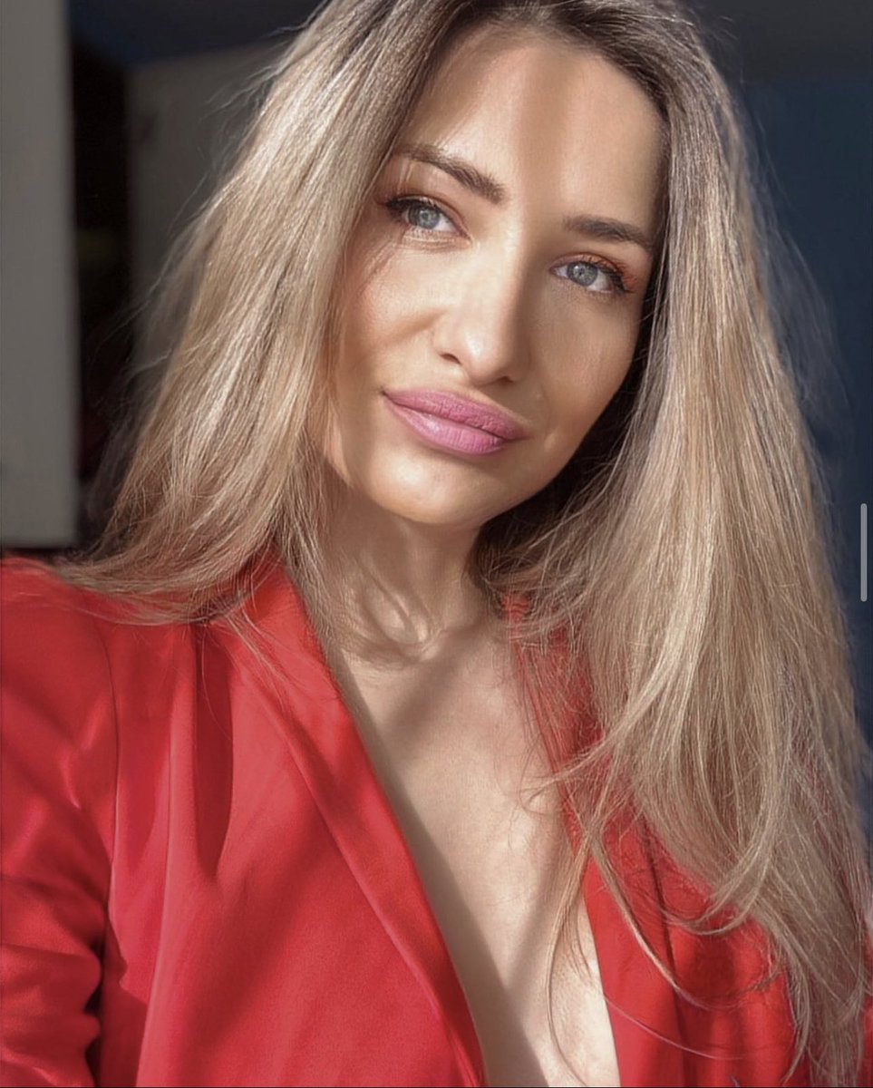 boa_anda's tweet image. #memyaeldandi   #cases #phone #Autumn #NFFC  #ApplePodcast #BabaThe5th #whatsappshow #เก๋ไก๋ #kenyaelections2022 #เจ้าแป๊ะยิ้ม #railathe5th #barma #heatwave #Giveawaysccv #dha2 #djzinhle #MUFC