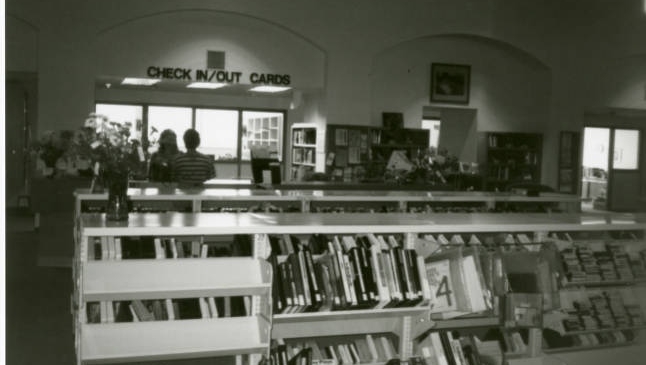dclarchives's tweet photo. We've come a long way! Check out our new digs on Sat, Aug 26, when DCL in Castle Rock hosts its Grand Opening celebration! Pop in from 10AM-4PM! 

https://t.co/IIJ8kKMyGt

📷️ the Philip S. Miller library at South Plum Creek Blvd. after its remodel in 1992 https://t.co/USvG2okdeN