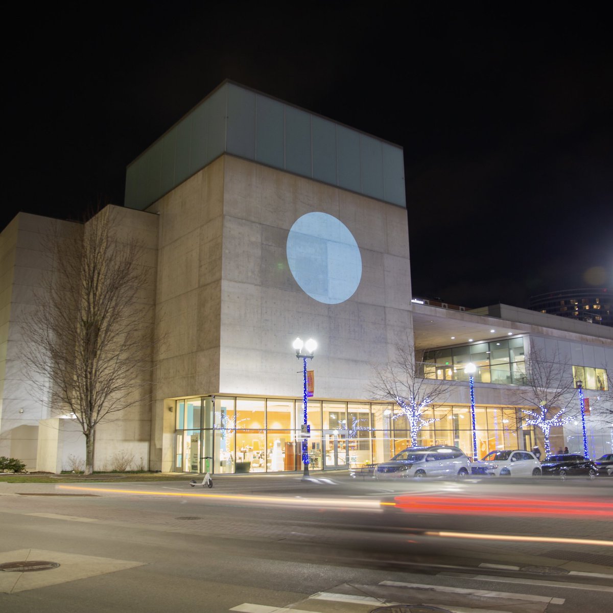 grartmuseum's tweet photo. Calling all artists! We’re teaming up with @DowntownGRInc to present another temporary projection during #WorldofWinter 2024.
The selected artist will receive a $10,000. Learn more and apply: https://t.co/cCcTMSLqFW
Image: Dark Days, Bright Skies by @KendraSollars https://t.co/pfrJGmRdWF