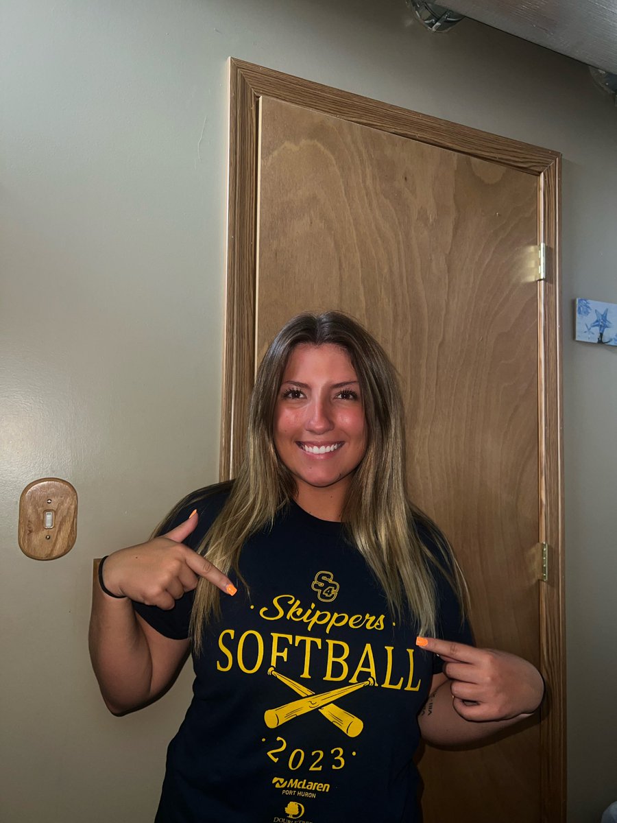 skielar25's tweet photo. @softball_sc4 @SC4CoachSarah @sc4athletics Go Skips!!!⚓️💪🏽💙💛 https://t.co/cQu1uNTeTY