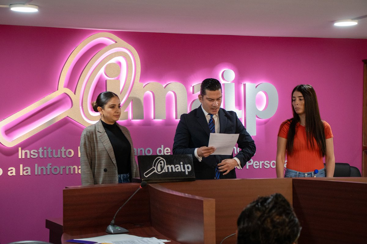 IMAIP_oficial's tweet photo. 📝Con base en la convocatoria para ocupar el cargo de Titular del Órgano Interno de Control del #IMAIP, el día de hoy se llevó a cabo la evaluación de eficiencia y competencia a las y los aspirantes que han cumplido con los requisitos señalados en la ley. #InformaciónEsPoder⚡️ https://t.co/xxIgtZOFH7