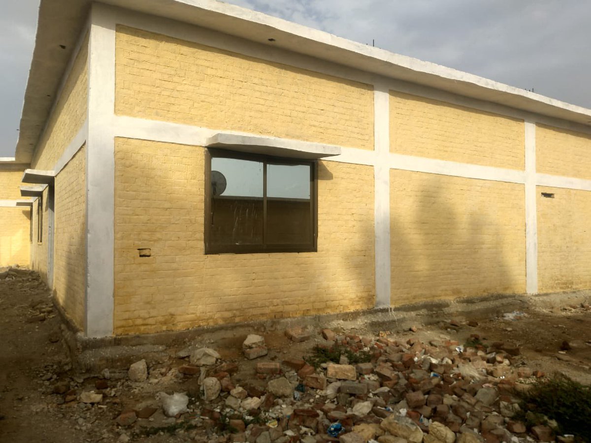 gurg_mir's tweet photo. کوہلو کی وجود خطرے میں ہے 
مریستان کی بقاء خطرے میں ہے
#SaveEducationOfBarkhan 
#SaveKohluLibrary https://t.co/Mi2U6cpvID