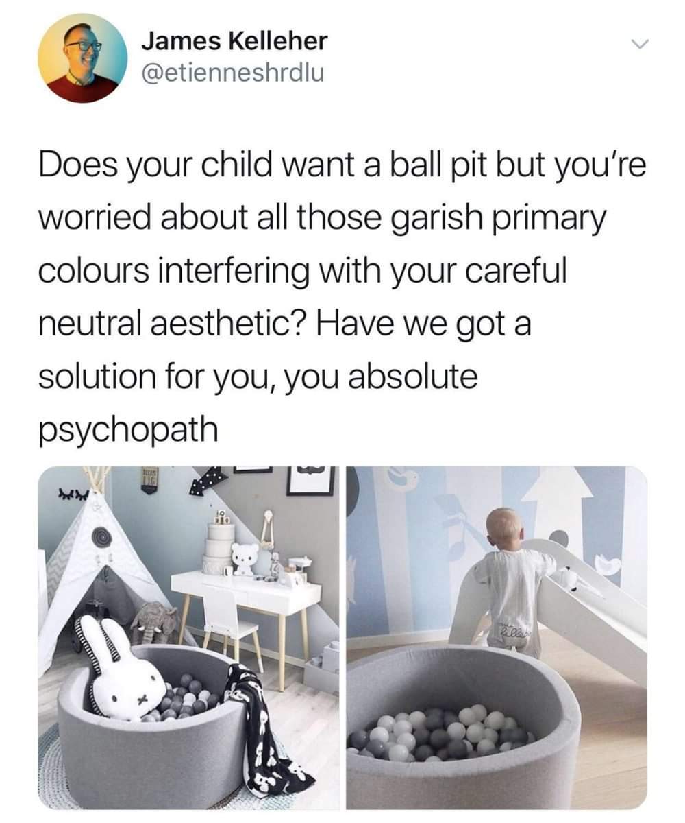 Jessica_Flamond's tweet photo. The fact that Colleen had this exact ball pit for her children💀 https://t.co/kUrD6N6qal