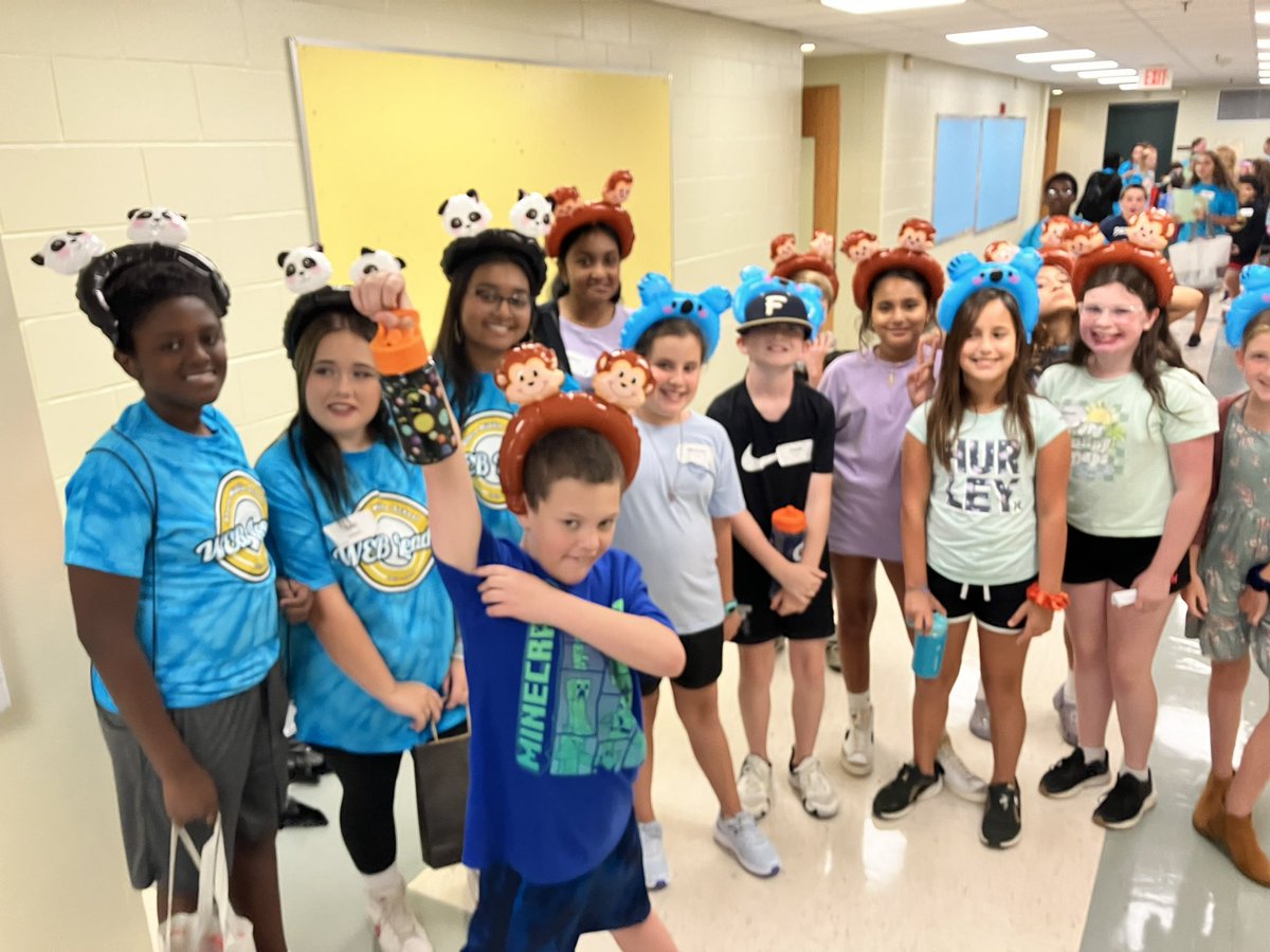 <a href="/AhernMiddle/">Ahern Middle School</a>’s 5th Grade WEB Orientation part 3 - Leader run, small group activities were a huge hit! Just look at all those smiles. The energy in the building was palatable! ☺️🎉 @MissMcCann4th <a href="/Zack_DOrsi/">Zack D'Orsi</a> <a href="/FoxboroughPS/">FoxboroughPS</a> <a href="/FoxboroLearning/">Dr. Stephanie Burroughs</a> <a href="/BoomerangPrjct/">Boomerang Project</a>