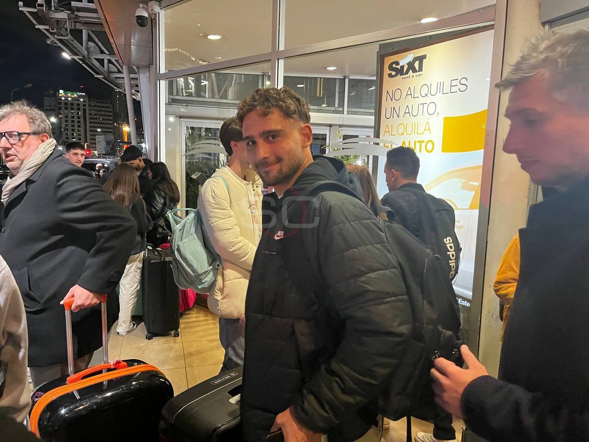 MedioRiver's tweet photo. 🚨 Sebastián Boselli ya está en Argentina. 

📸 @SC_ESPN https://t.co/ixhczG7My2