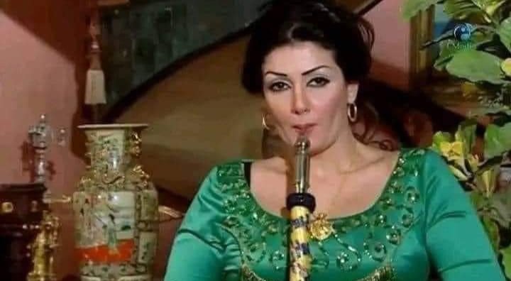 وانا قاعده مش عارفه انزل دمعة واحده من حفلة ليلة الدموع