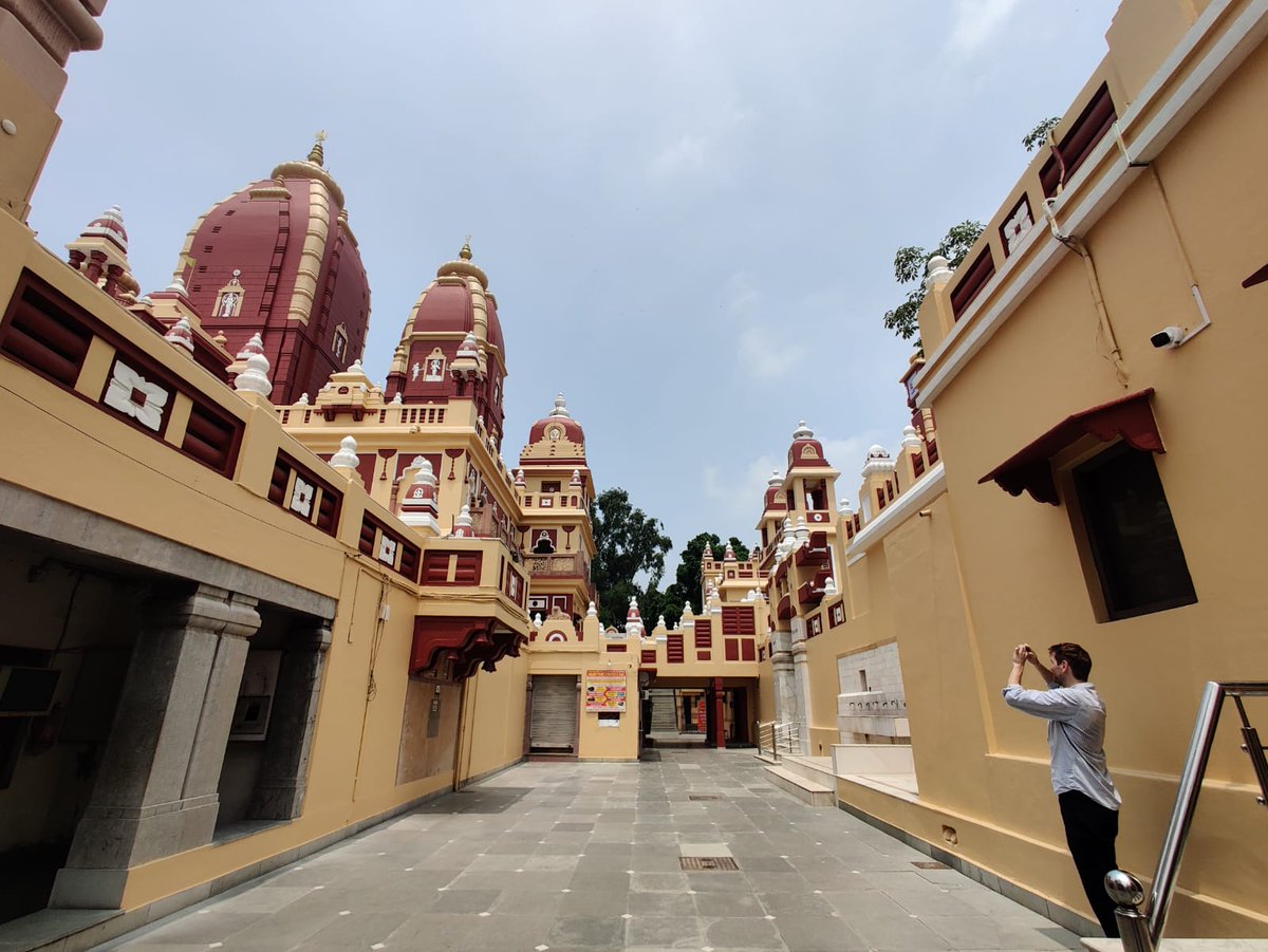NordicCtrIndia's tweet photo. The NCI semester programme at SVC is a highly immersive programme that introduces students to the diversity of India.   #NordicCentreinIndia #NordicCentreIndia #NCI #StudyinIndia #SemesterinIndia #NCIStudyProgramme
Read more at https://t.co/AUxmFiEpqc https://t.co/66LA0c61oD