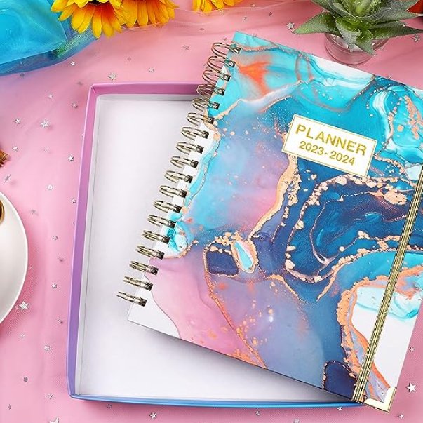 peshcodes's tweet image. My planning savior,  amzn.to/45kYAFK
#planning #planner #girlintech #womanintech #codinggirl #projectmgmt #codergirl #student #studying