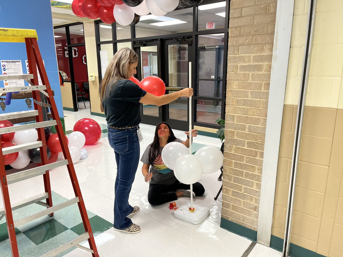NISDCody's tweet photo. Teamwork… Admin getting it done for our Cody Colts!!! Thanks Celeste for capturing it!!! @georgettecarra5 #wegotthis #admincan #wegopublic #crazyboutcody @TammyLozano5 https://t.co/GJGF3RStpX