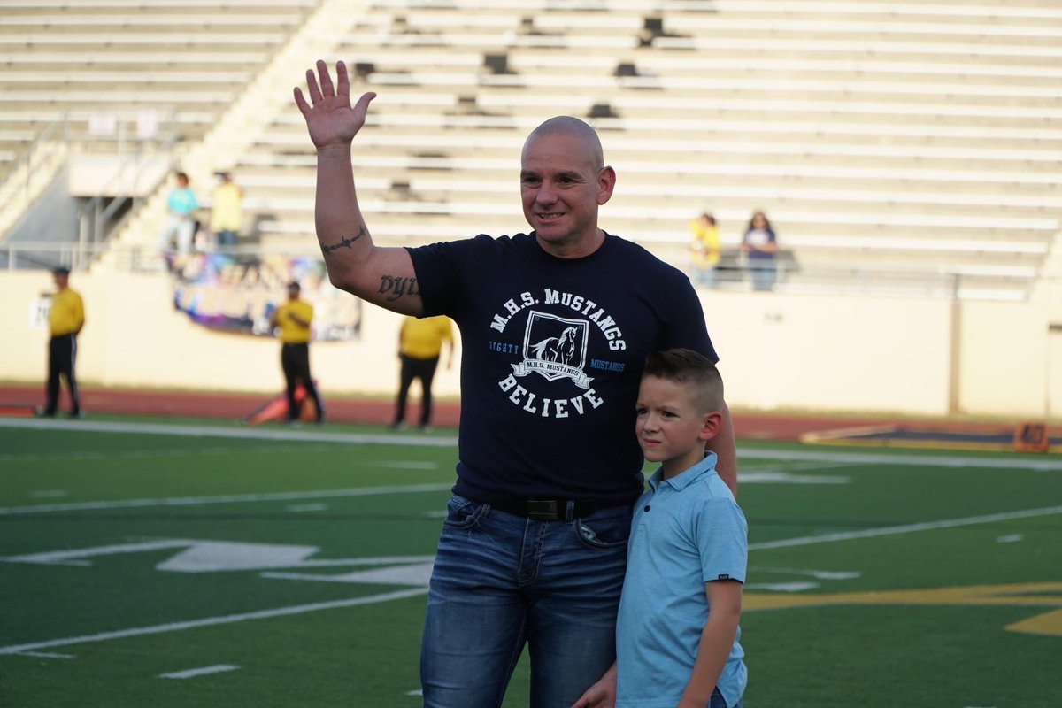 Home is where all the best football fans are 🏈