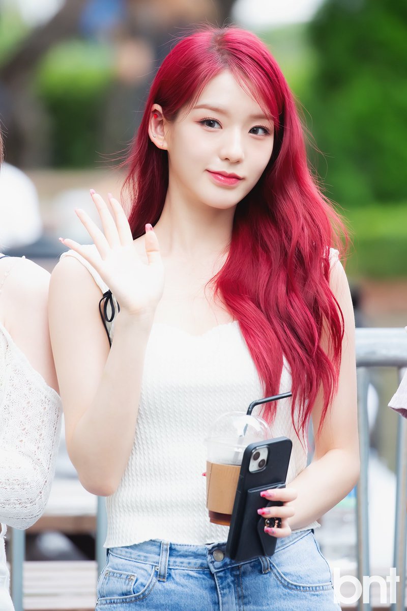 230825 뮤직뱅크 출근
#시크릿넘버 #secret_number #수담 #soodam 
<a href="/5ecretNumber/">SECRET NUMBER (시크릿넘버)</a>