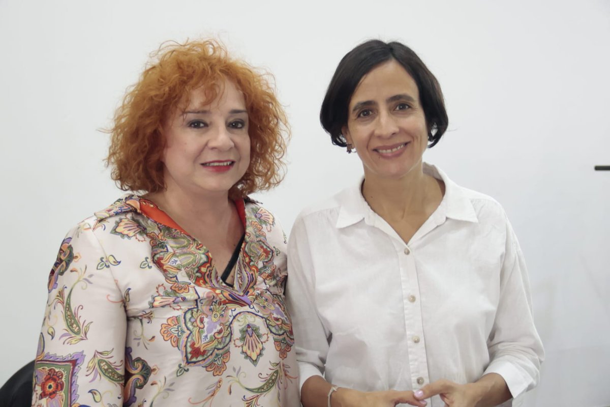 MinInterior's tweet photo. En #Cali la viceministra @liliasolanor asistió y trabajó articuladamente con la ministra @susanamuhamad, en la plenaria del Espacio Nacional de #ConsultaPrevia para comunidades #Negras, #Afrocolombianas, #Raizales y #Palenqueras.

#TuGobiernoEnElTerritorio https://t.co/bqDpAlY5Yg