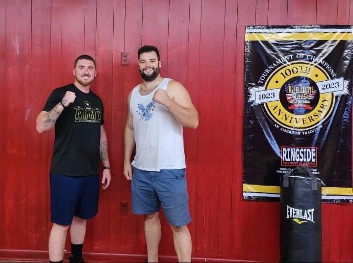 Hanshaw Boxing Club is proud to announce that Aaron Hanshaw is now the head coach of undefeated pro boxer Gage Townson. Gage was a national Arnold Classic champion as an amateur. His pro debut knockout win was featured by ESPN Sports Center. Excited for this new chapter!