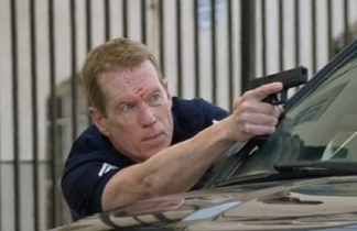 sudofv's tweet photo. personally i wouldnt trust smitty to cover me, but anyway #TheRookie https://t.co/meqN0kmPTs