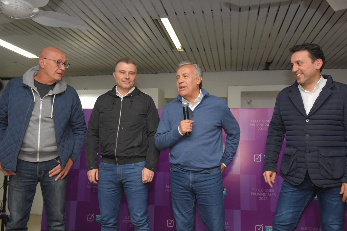 YamelAses's tweet photo. 📣 #InicioDeCampaña

Las gestiones de calidad, transparentes, inclusivas y que apuestan por el desarrollo ambiental, social y económico brindan oportunidades reales a cada vecina y vecino

Junto a @diegocostarelli, en Godoy Cruz sobran las razones para seguir #CreciendoJuntos 💪🏻 https://t.co/WbuKfcaODW