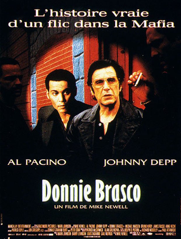 Histoire vraie sur l’infiltration d’un agent du FBI dans la mafia, #DonnieBrasco attire naturellement notre curiosité sur toute la longueur du film. Al Pacino continue de rayonner dans un milieu dans lequel on le connaît déjà si bien tandis que Johnny Depp y trouve ses marques.