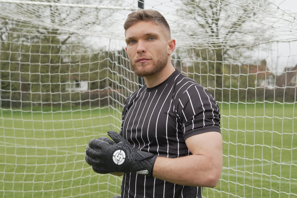 SaviourGk's tweet photo. New LEGACY ALPHA BLACK.
Be Immortal. Leave A Legacy.
Shop Saviour GK
https://t.co/wDUq2DYdON
#predatorkiller #legacy #new #shop #goalkeepergloves #top #hype #goalkeepers #goalkeepergloves https://t.co/HX1FubjUFy