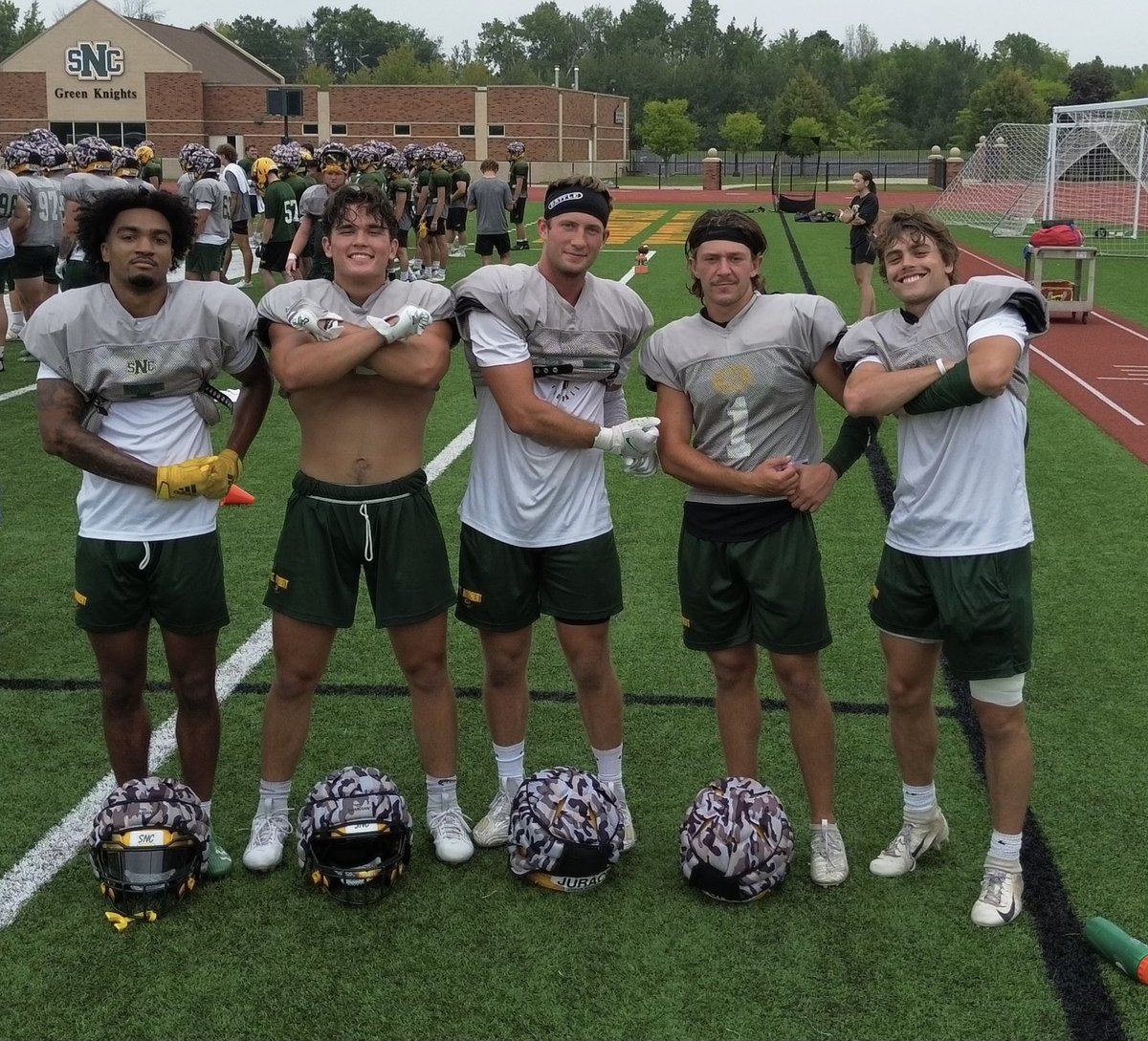 No Fly Zone!!!

🟢⚔️🟡
#GoGreenKnights