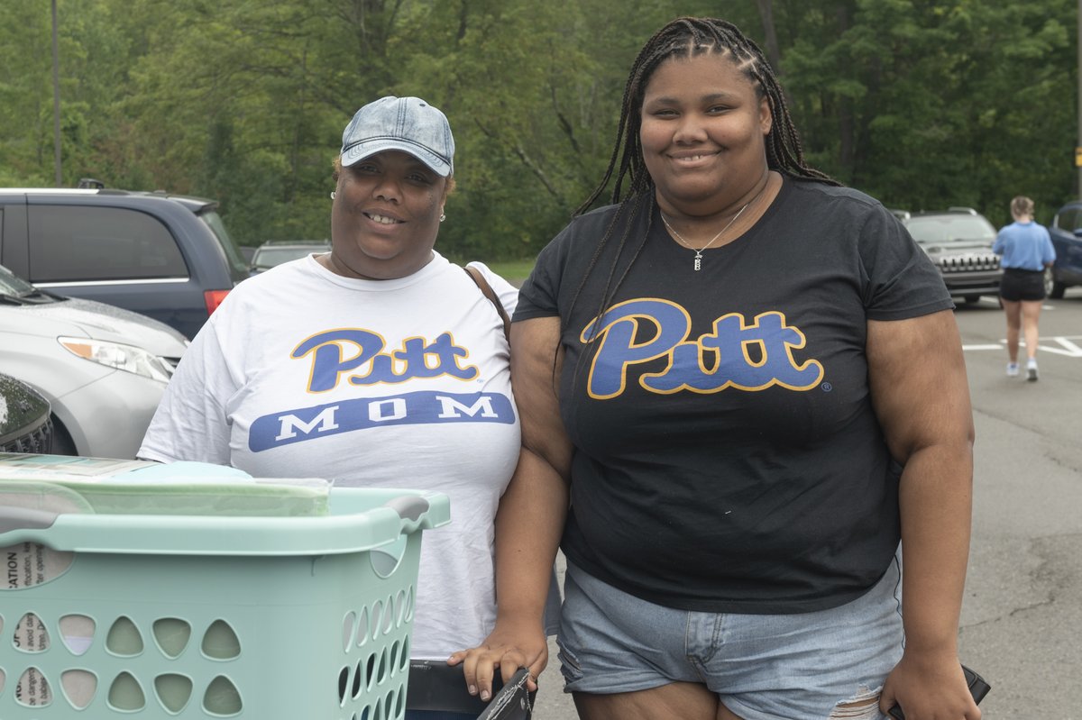 PittBradford's tweet photo. We welcomed our new Panthers today to their home away from home.💙🐾💛 #Classof2027 https://t.co/OS6LA1tsiG