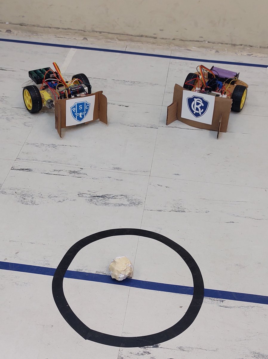 computacaoufpa's tweet image. Hoje, na Feira de Profissões ICEN 2023, apresentamos a Faculdade de Computação a um público diversificado. Nosso foco: compartilhar expertise com futuras gerações, instigando interesse nos cursos de Ciência da Computação e Sistemas de Informação da FACOMP

#ufpa #icen #computacao