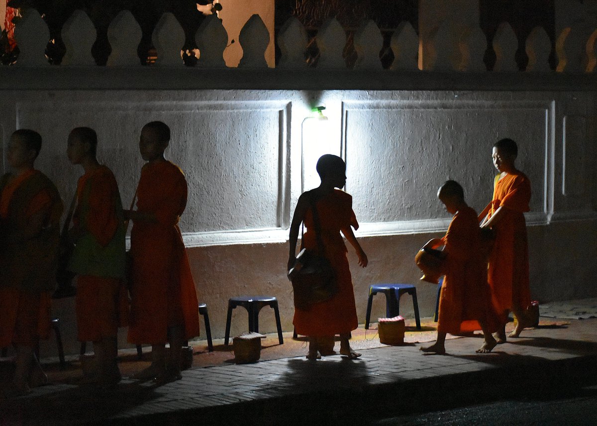 KruDavidNan1's tweet image. Good morning #Luangprabang
#almsgiving #Laos #monks