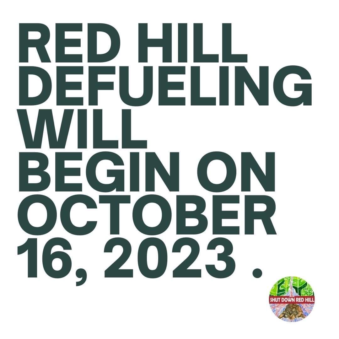 oahuWP's tweet photo. 2 years after 93,000 O’ahu Residents were poisoned because of a fuel spill at the Navy Red Hill facility- defueling will begin.  We only got here because of our collective voices &amp; power as a community.  But it is far from over.
#shutdownredhillnow #waterislife https://t.co/2ebtsgxDis