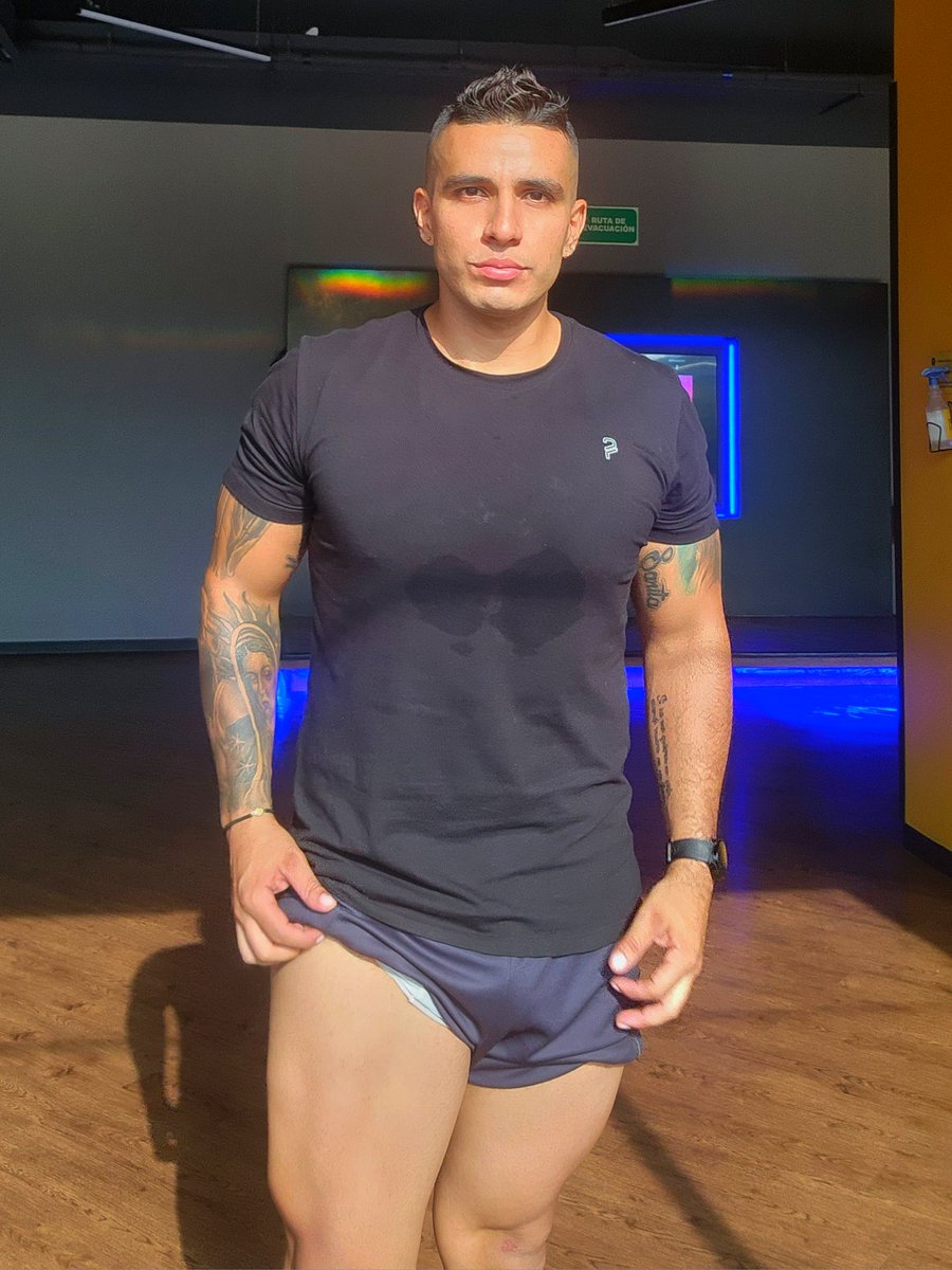 JuanPaMurillo27's tweet photo. Entrenito de jueves. #TeamJPM 💪🔥 https://t.co/62DDMedehE