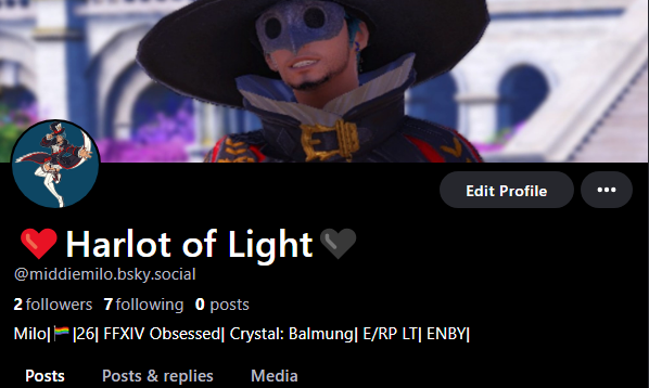 MiddieMilo's tweet photo. I MADE IT! SEND ME A FOLLOW ON THERE SO I CAN FIND ALL MY OOMFIES. IF YOU NEED AN INVITE CODE HMU ILL TRY TO HELP OUT AS I GET THEM! https://t.co/IfkfXUE1VC