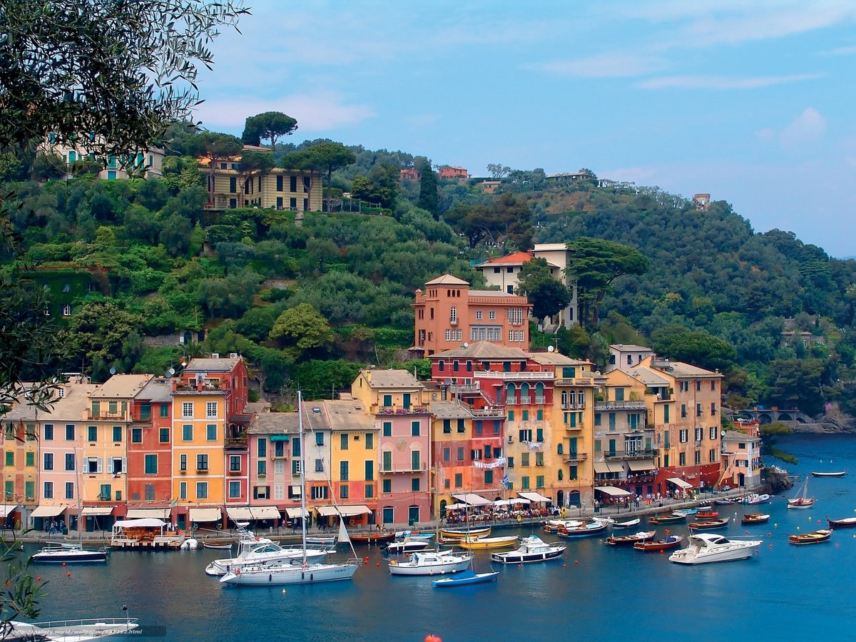 CultureExplorer's tweet photo. Genoa, Italy 🇮🇹

Genoa, a maritime marvel on the Italian Riviera. Its labyrinthine streets reveal the history of seafaring, while the Porto Antico area offers a vibrant waterfront experience. https://t.co/0tDZxQWyUY
