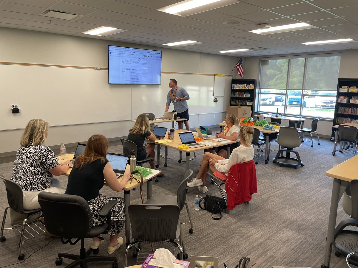 R_Blessington's tweet photo. Professional Learning: @FPSDistrictWI educators engaging in professional learning the last two days. #1FPS @AniSundstrom https://t.co/TZiK7kbtIh