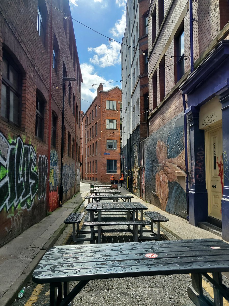 Ruxx Naqvi tweet media