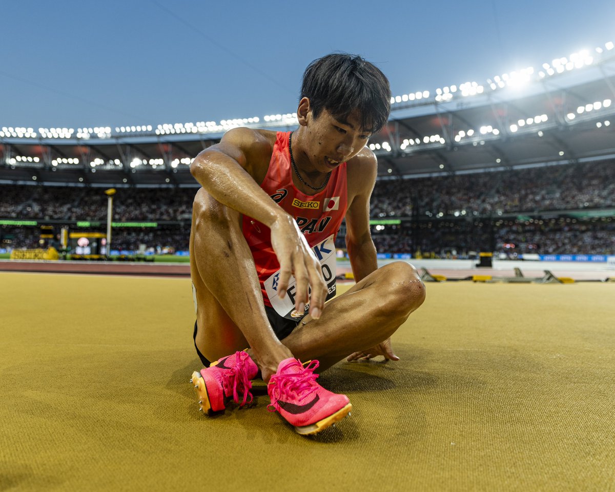 5000m予選2組
17位遠藤日向13:50.49

スタートしてすぐにスローとなった。
同じ組には共にトレーニングを積むバウワーマンTCのMoh…