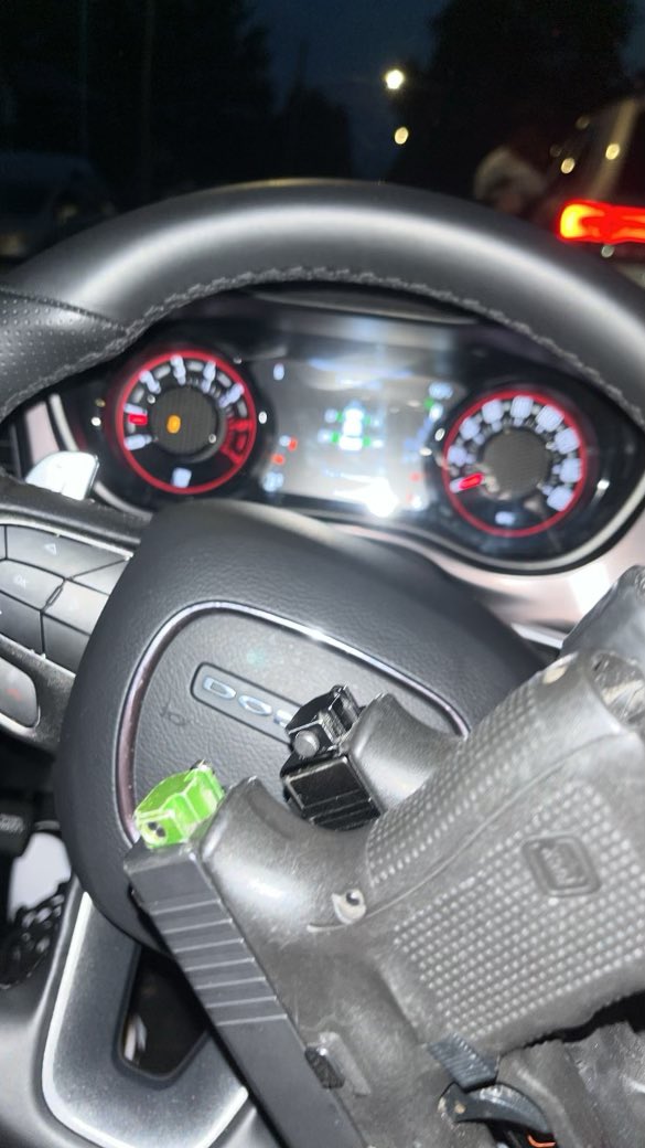 1K (@binhavinshit) on Twitter photo 