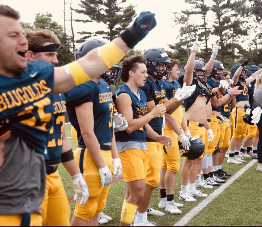 Blugold Football tweet media