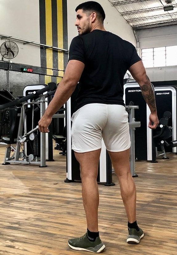 luciano_tap10's tweet photo. Podrán 🍑���🍑👏👏😈😈 https://t.co/guIgQfLeGc