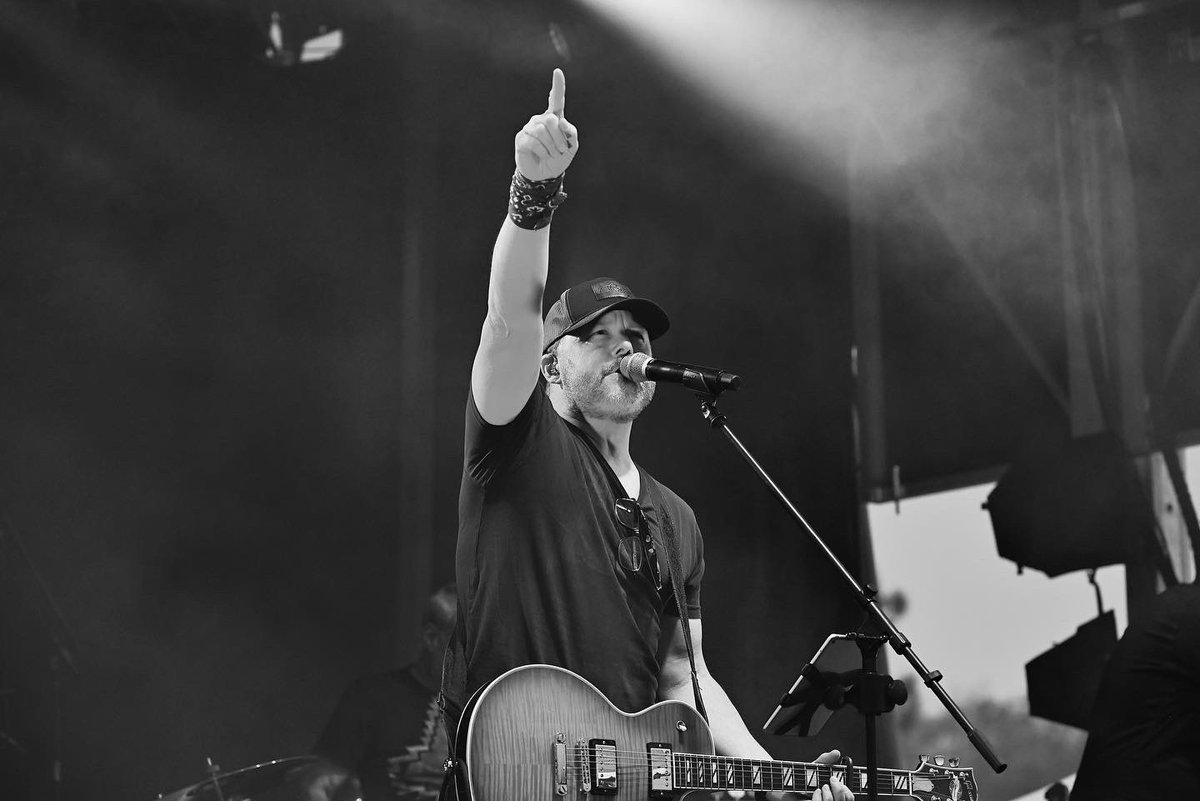 DericRuttan's tweet photo. Felt good to get back in the saddle and play some DR songs for the folks in BC this past weekend.  Thanks Flats Fest for having us 🇨🇦🤘📸: Syd Danis https://t.co/Jgz42vgeqa