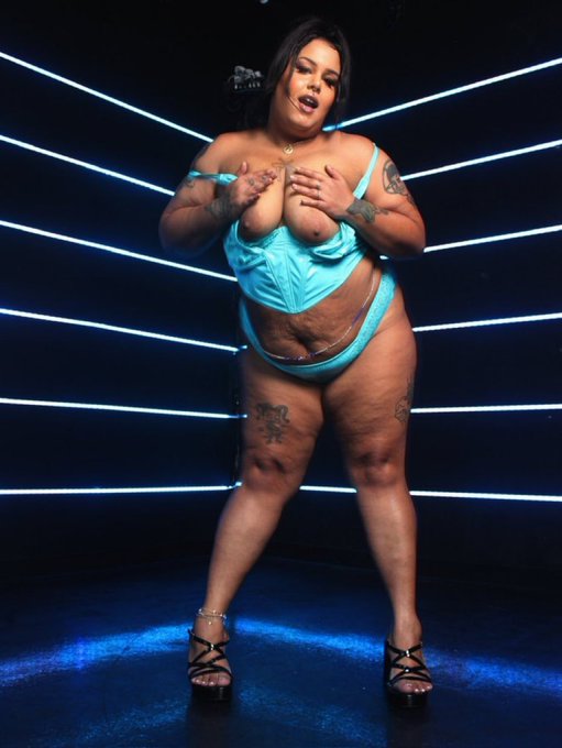 Happy Birthday 🎉 @xspookyfatbratx 💕 https://t.co/j7zQUclMzN<a class="tags" target="_blank" title="On Twitter" href="/?out=eyJ0eXAiOiJKV1QiLCJhbGciOiJIUzUxMiJ9.eyJpYXQiOjE3MjE4NTQyMDgsImlzcyI6InR3cG9ybnN0YXJzLmNvbSIsIm5iZiI6MTcyMTg1NDIwOCwiZXhwIjoxNzUzMzkwMjA4LCJyZWRpcmVjdF91cmwiOiJodHRwczovL3R3aXR0ZXIuY29tL3hzcG9va3lmYXRicmF0eCJ9.ykY5dXd-Xi3O8UWThXSvuKZH4-E5w0023TGfOawO6mT8ZLqm4r_xYXFzKrsHSrmfpJIQbUFTKxEQex7A_hAscQ">@xspookyfatbratx</a><a href="/tag/mvsales"class="tags"><span>#mvsales</span></a>