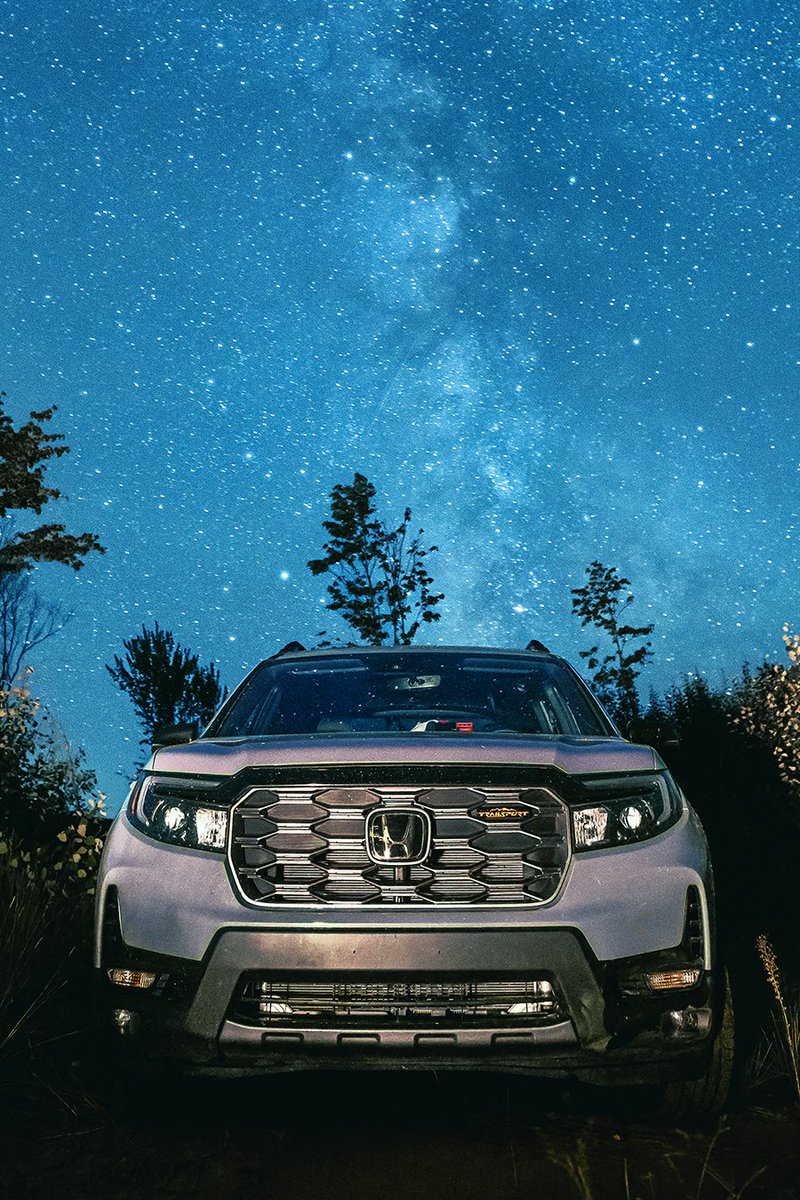 Stargazing is cooler through a one-touch power moonroof. Change my mind. 🌌 #HondaPassport 📸: @CameraJesus