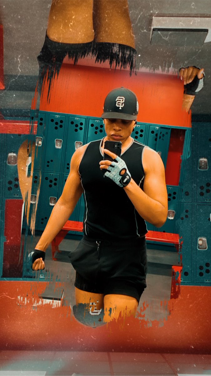 buQks_amilliOn's tweet image. Thurs #NoThrowback