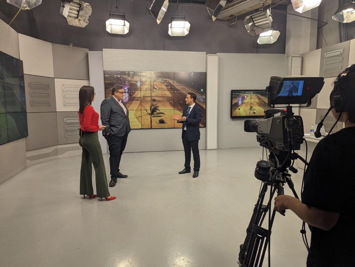 En breves momentos, el jefe de la #moeuepy23 <a href="/GabrielMatoA/">Gabriel Mato Adrover</a> participará del programa "Puntos de vista" en <a href="/C9NParaguay/">C9N Paraguay</a>. Compartirá detalles del informe final de la Misión de Observación y las reflexiones del conversatorio realizado hoy.