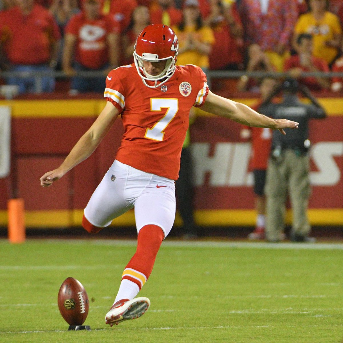 Tengo 3 bonos de $500 pesos para apostar en <a href="/playdoitmexico/">Playdoit México</a>. 

Los rifaré a las 10PM (hora de CDMX) entre aquellos que:

1. Sigan a <a href="/Apuesta_Maestra/">La Apuesta Mae$tra</a> y <a href="/playdoitmexico/">Playdoit México</a>. 
2. Den Fav, RT y comenten este tweet con #ApuestaMaestra. 

¡Con eso participas! 🔥