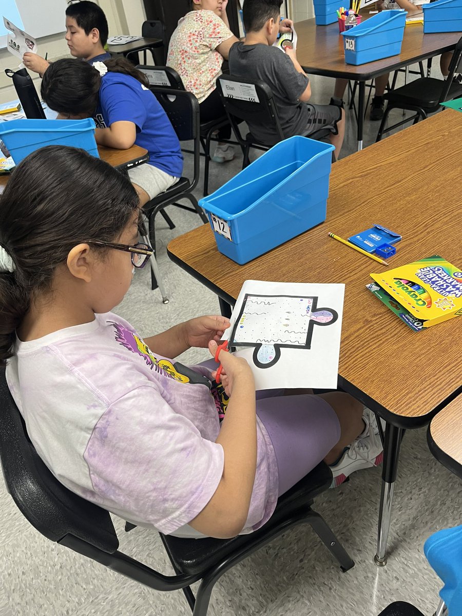 Liana Mock tweet media