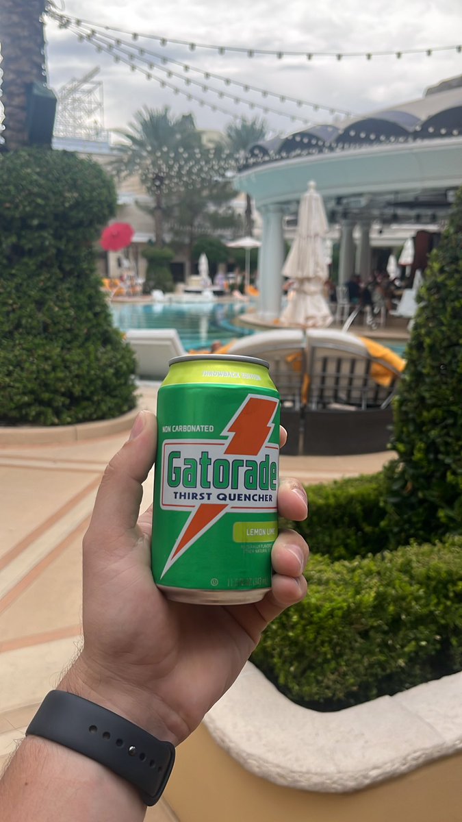 Gausmus47's tweet photo. Can of Gato for the Tito’s to complete the ole Butter Golf “Faderade”. And yes this is Vegas. Where? Wynn Las Davas #GoodU https://t.co/sbU2vOT1Xy