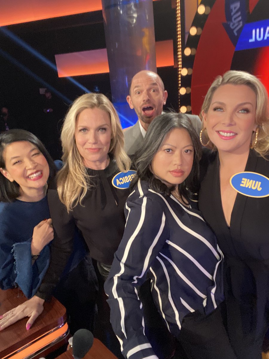 Feeling pumped for this week's episode of #CelebrityFamilyFeud!!