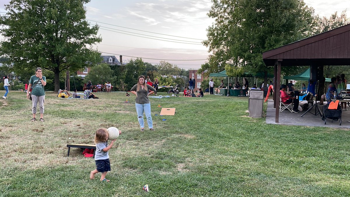 kevingilliganDC's tweet photo. Amazing time this evening at Fort Slocum with @johnson4b06 @RockCreekNPS @LoveRockCreek @ONSEDC_ and others. And the good vibes by @djlancereynolds. So much fun and one more to go next week 8/31 @ 6pm! https://t.co/iwaELBplWG
