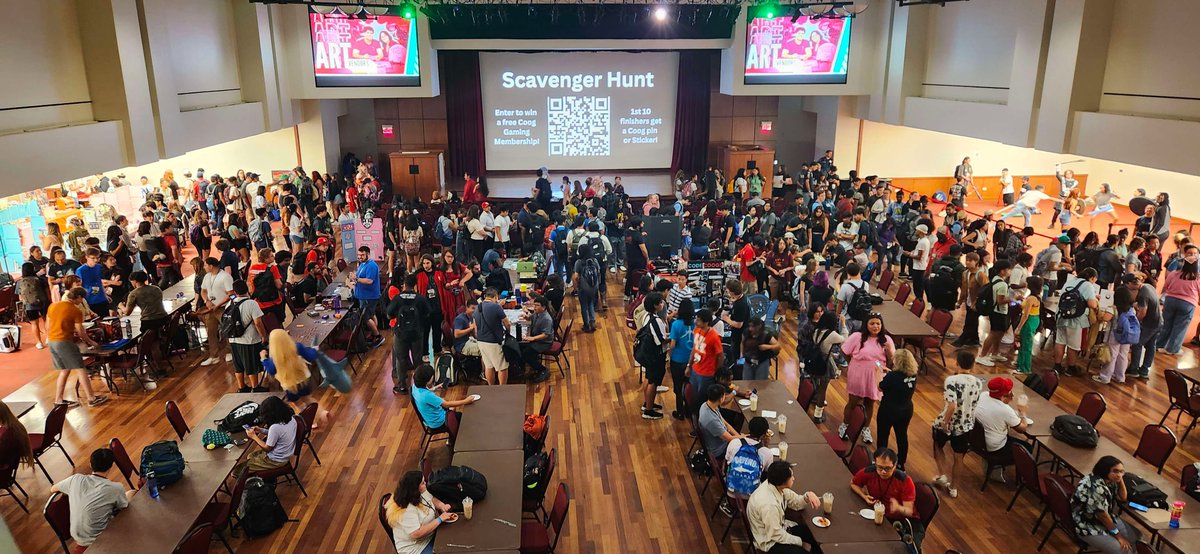 coogesports's tweet photo. 1400 Students. That's how many students we had at CougarCon this year. 

Thanks to the 31 organizers and 38 volunteers who made this event a success and all the sponsors!

The next Coog Gaming &amp; Esports event is already being prepped 👀 https://t.co/Z6ik6Przif
